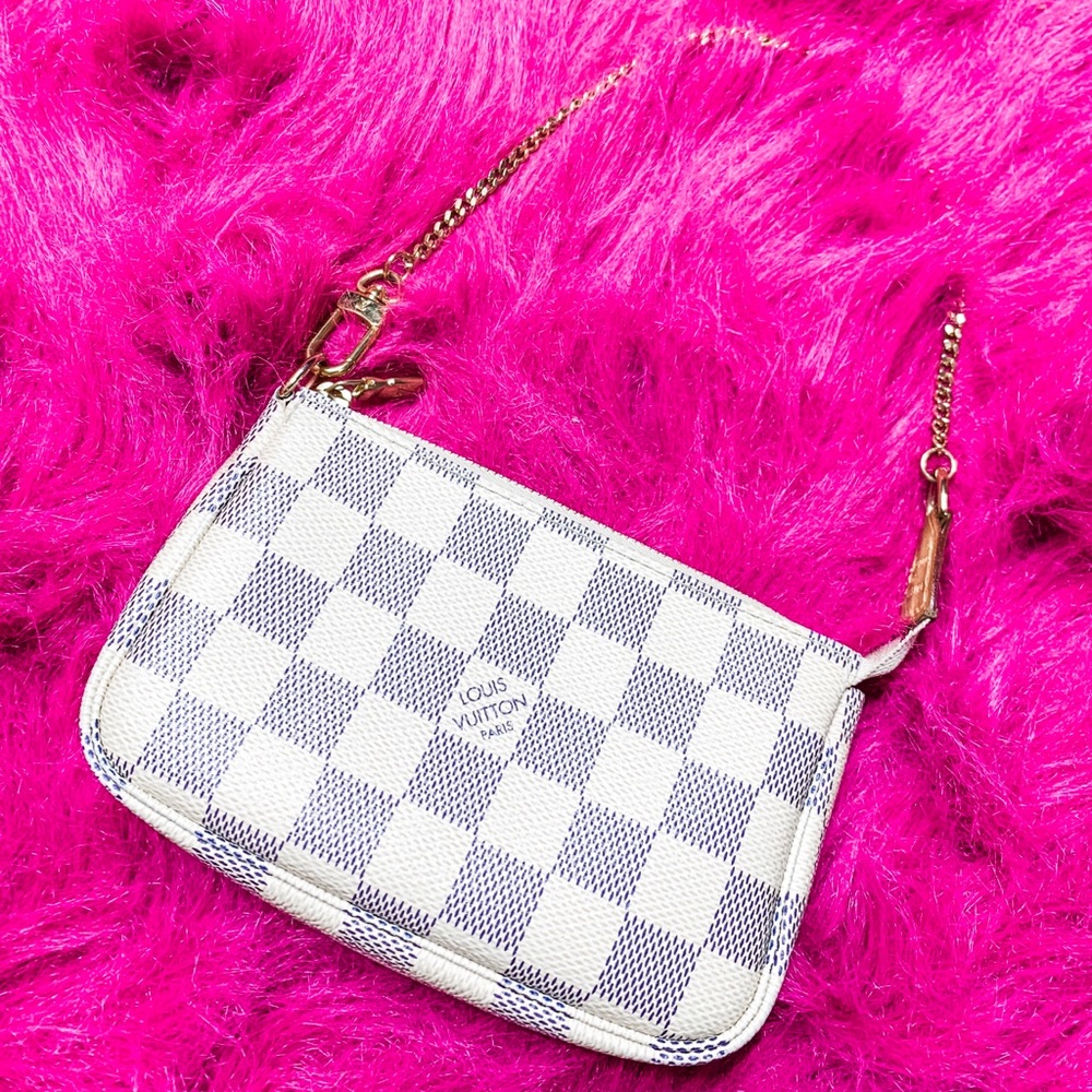 Louis Vuitton Mini Pochette in Damier Azur